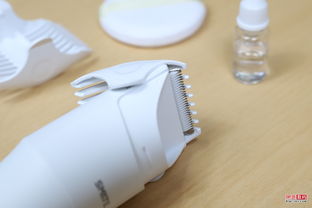 須眉兒童電動理發器圖賞 陶瓷刀頭+可吸碎發，寶寶理發新體驗